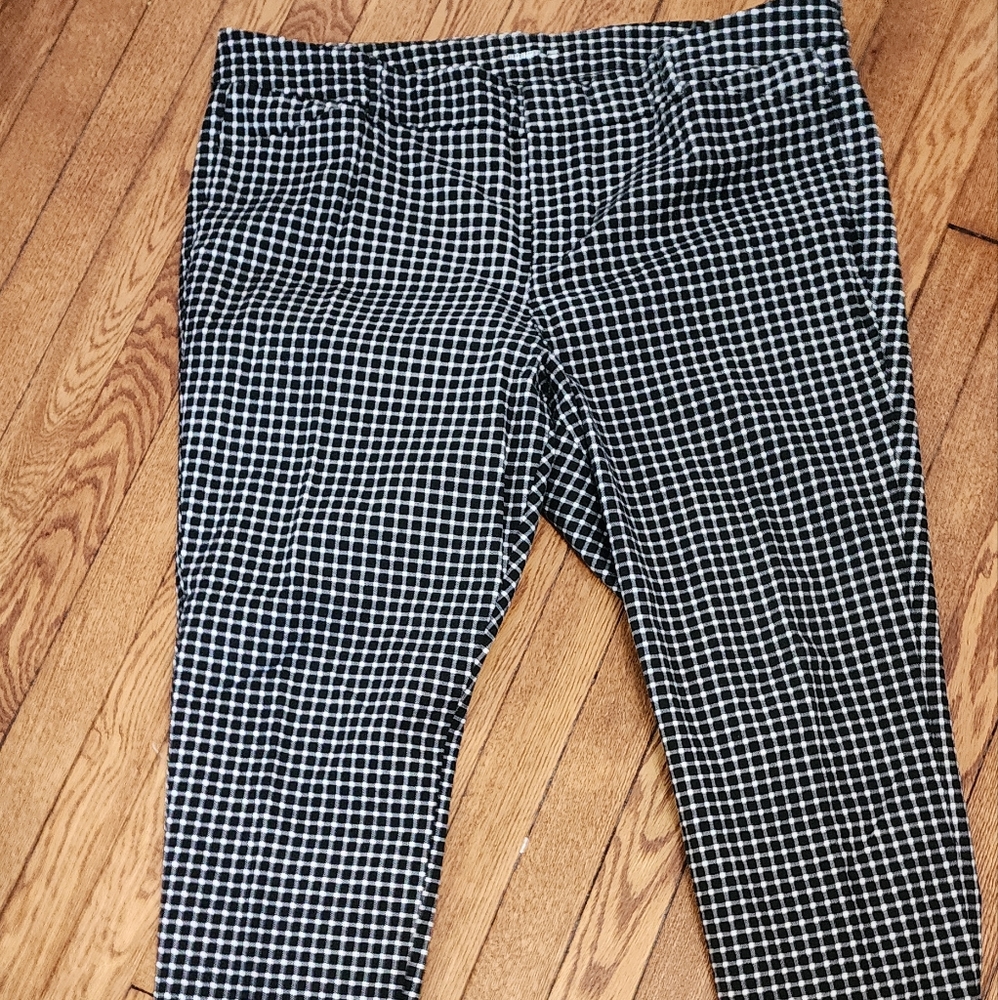 Old Navy houndstooth Pixie pants